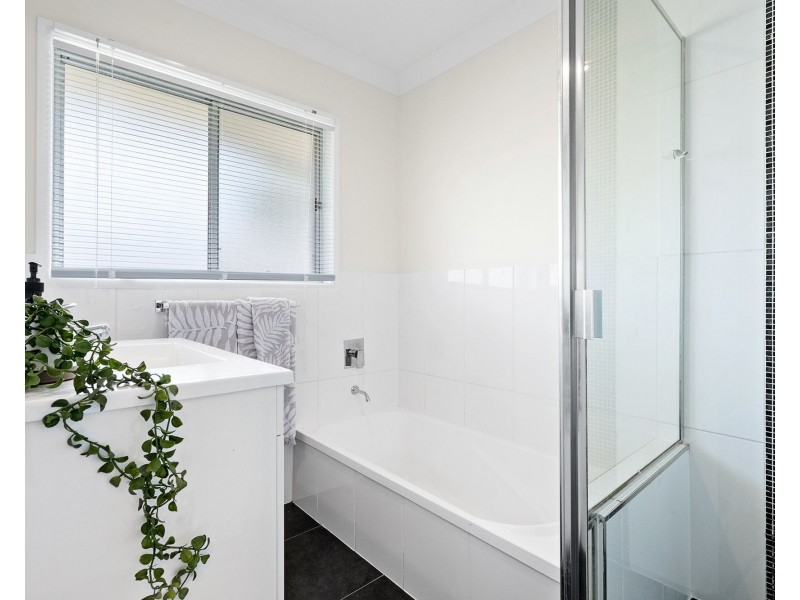 2 Wurley Street, Bracken Ridge QLD 4017