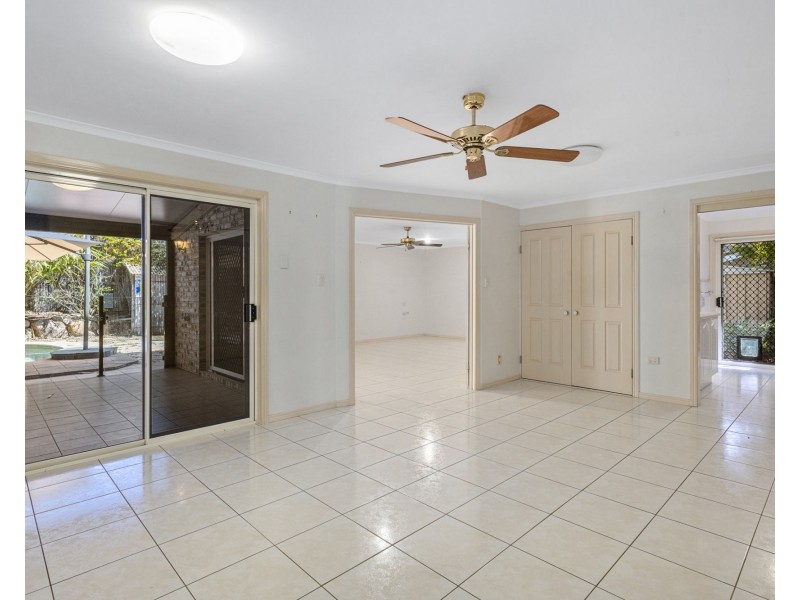 24 Pamela Drive, Bray Park QLD 4500