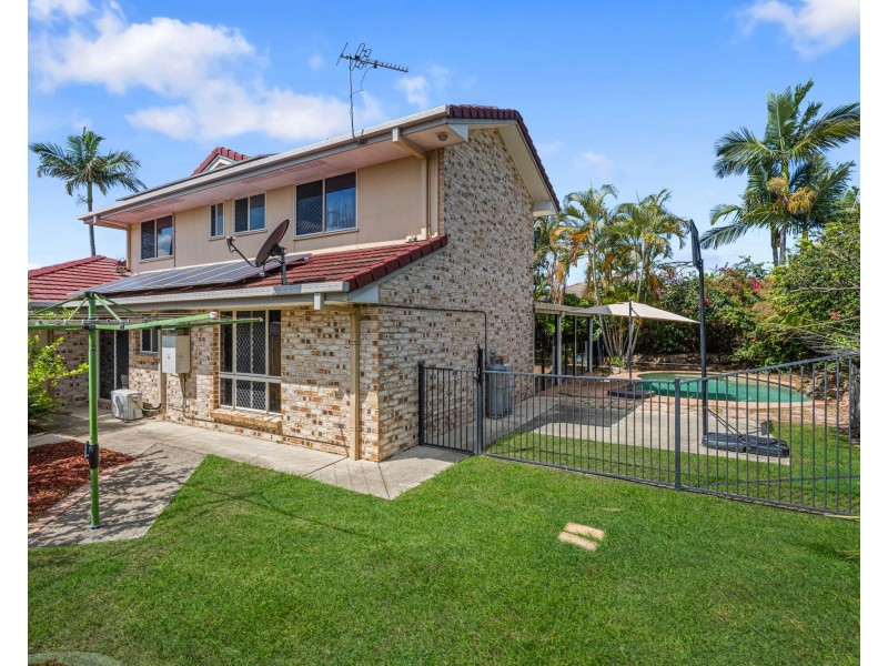 24 Pamela Drive, Bray Park QLD 4500