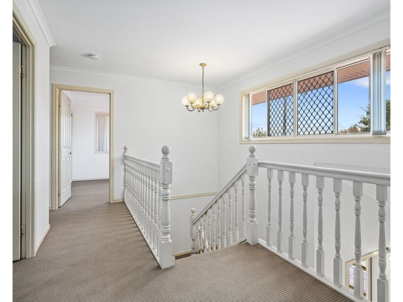 24 Pamela Drive, Bray Park QLD 4500