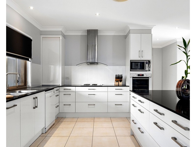 26 Overlea Street, Nudgee QLD 4014