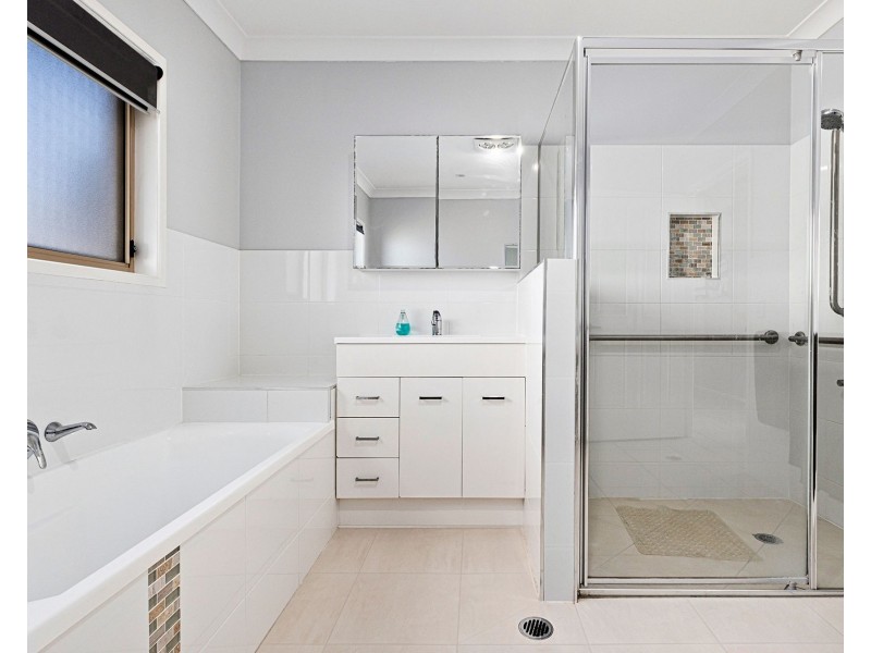 26 Overlea Street, Nudgee QLD 4014