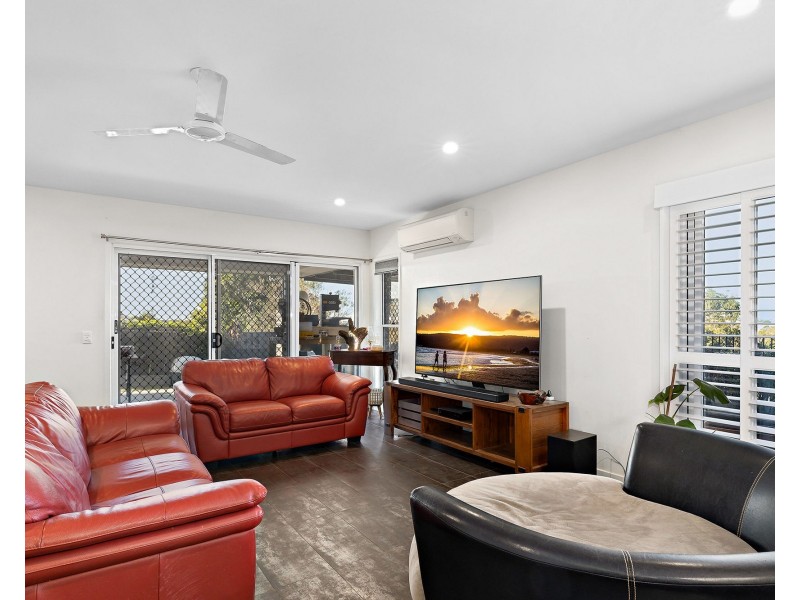 61 Gordon Circuit, Warner QLD 4500