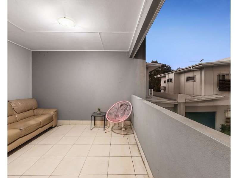 4/27 Grasspan Street, Zillmere QLD 4034