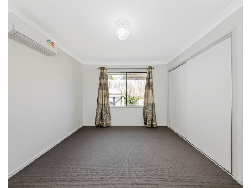 112 Kurrajong Drive, Warner QLD 4500