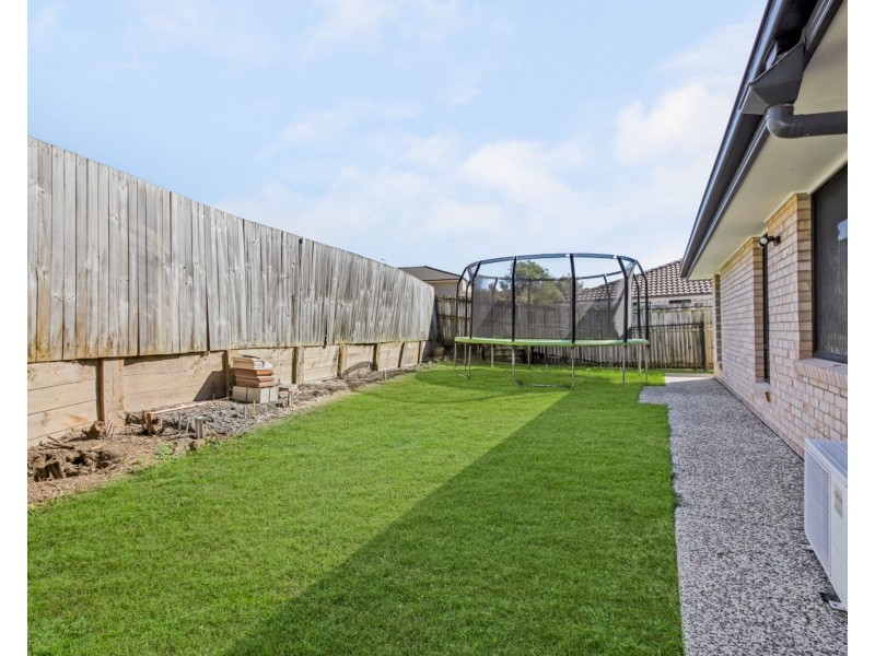 112 Kurrajong Drive, Warner QLD 4500