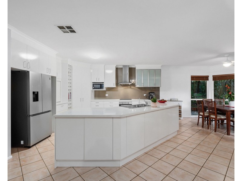 19 Tullylease Place, Chermside West QLD 4032