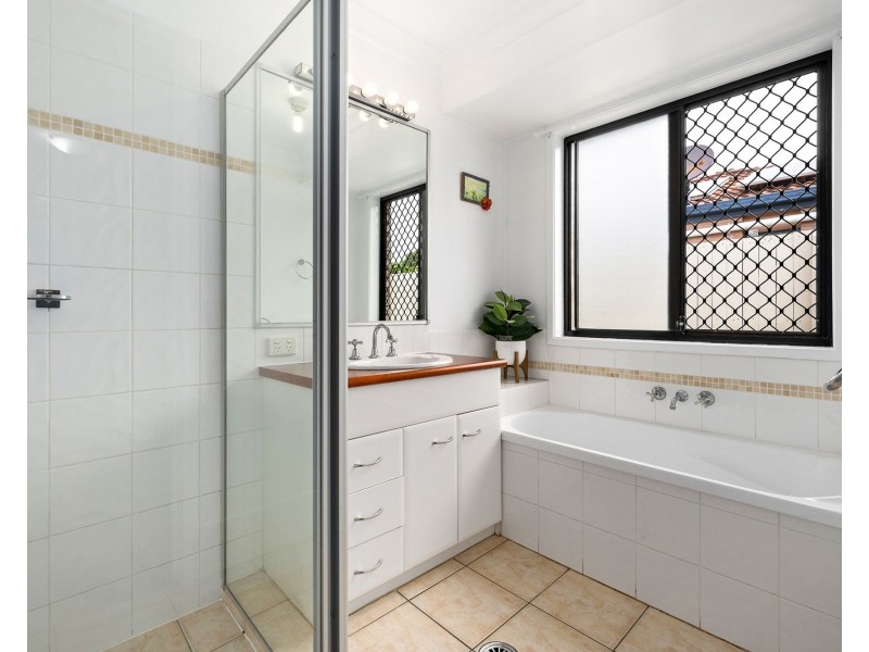 7 Fig Tree Place, Bracken Ridge QLD 4017