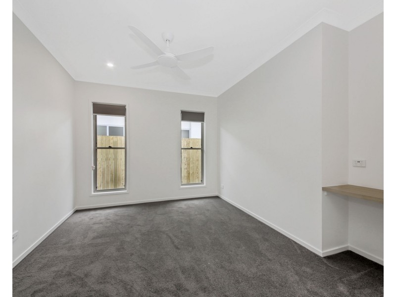 14 Spoonbill Street, Nudgee QLD 4014
