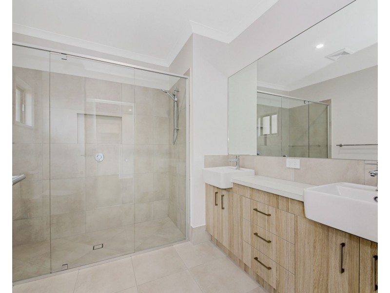 14 Spoonbill Street, Nudgee QLD 4014
