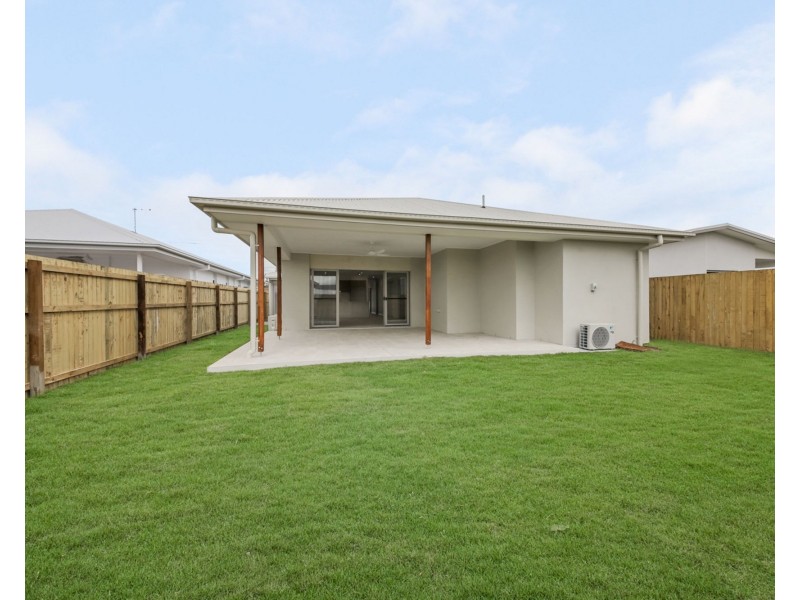 14 Spoonbill Street, Nudgee QLD 4014