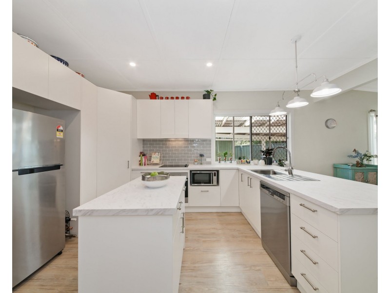 80 Crowley Street, Zillmere QLD 4034