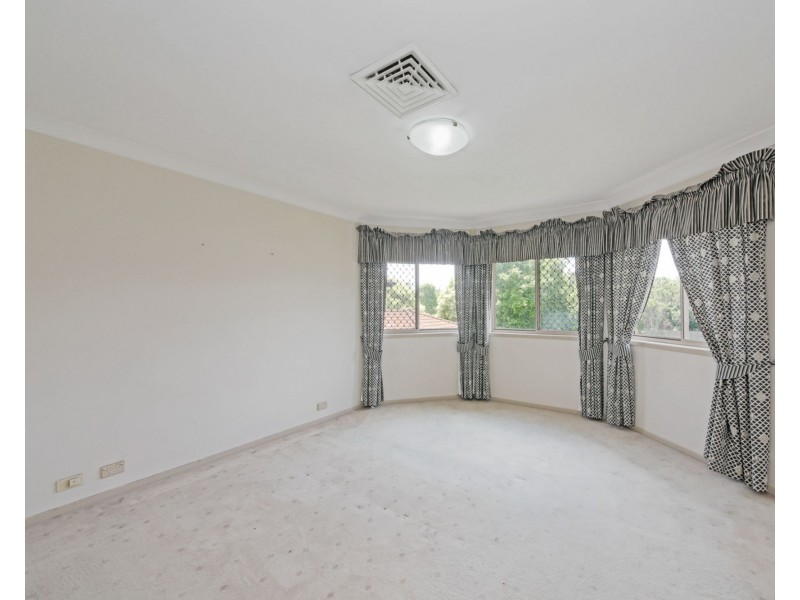 26 Blackbutt Place, Brookfield QLD 4069