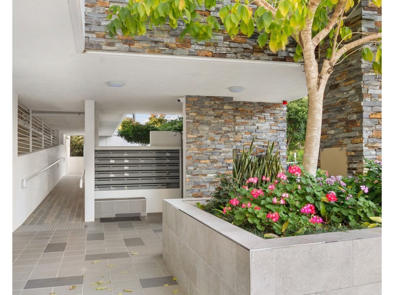 105/16 Curwen Terrace, Chermside QLD 4032