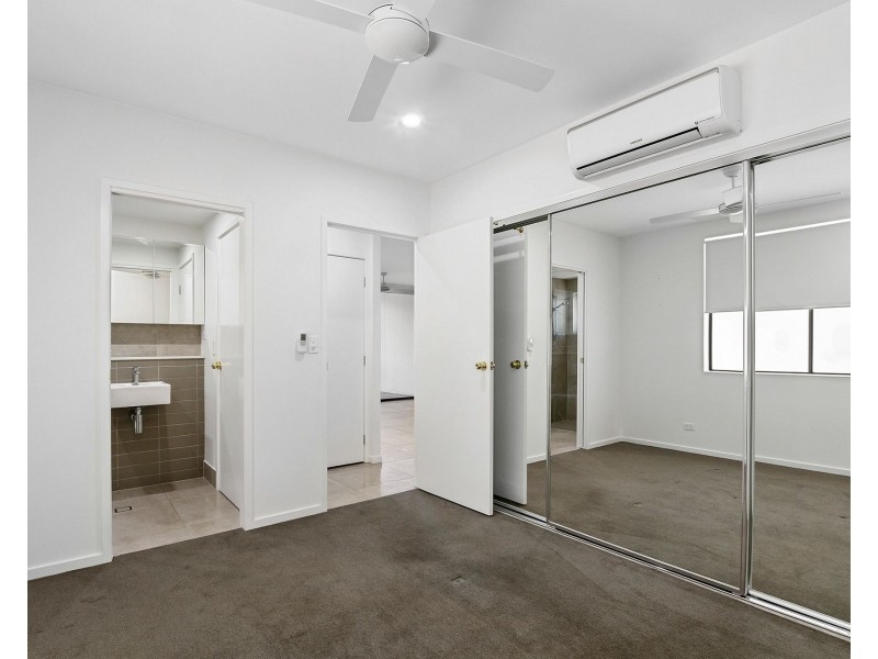 105/16 Curwen Terrace, Chermside QLD 4032