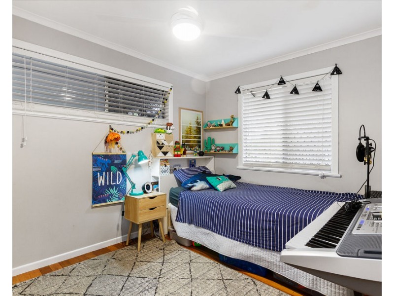1 Glenealy Street, Bracken Ridge QLD 4017