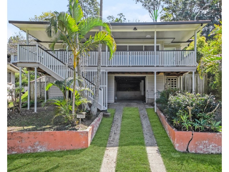 21 Burrowa Street, Stafford QLD 4053