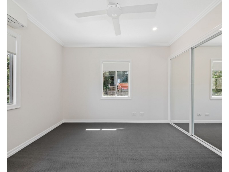 21 Burrowa Street, Stafford QLD 4053