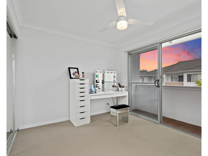 1/126 NOTTINGHAM ROAD, Parkinson QLD 4115