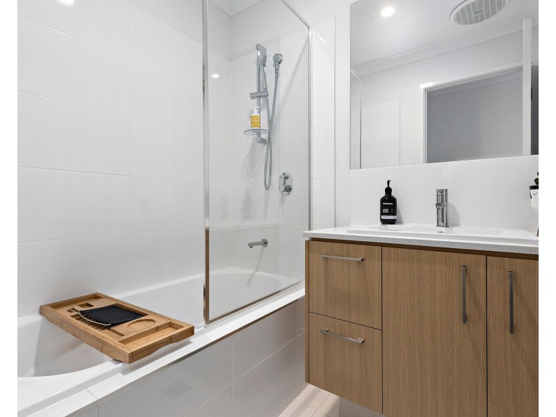 10/76 Grahams Road, Carseldine QLD 4034