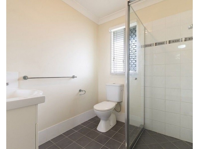 41 Connaught Street, Sandgate QLD 4017