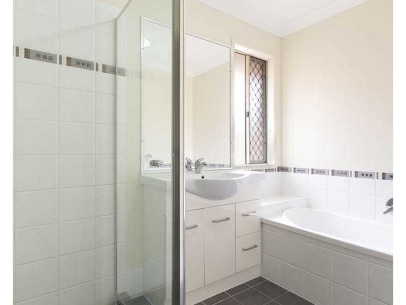 41 Connaught Street, Sandgate QLD 4017