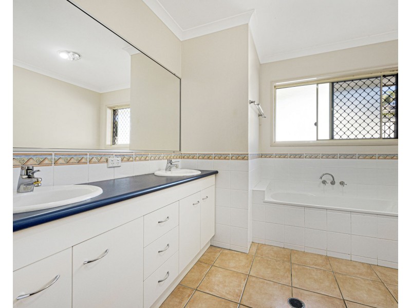 15 Aramis Place, Nudgee QLD 4014