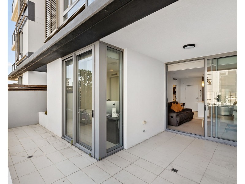 302/16 Aspinall Street, Nundah QLD 4012