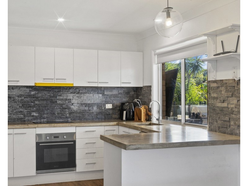 18 Baroona Road, Bray Park QLD 4500