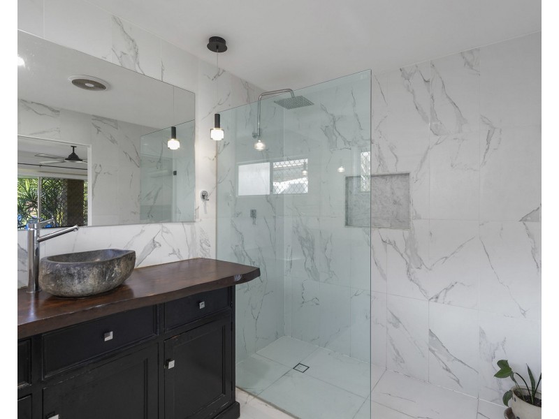 18 Baroona Road, Bray Park QLD 4500