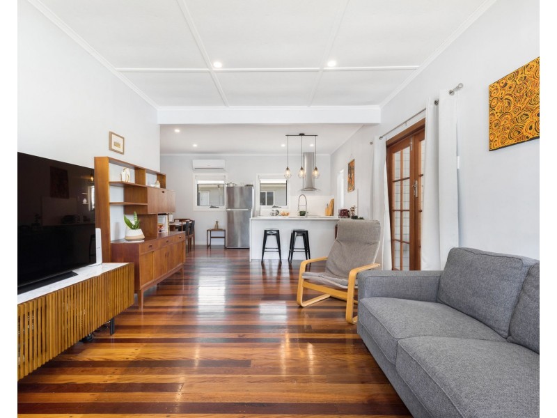 8 Holberton Street, Zillmere QLD 4034