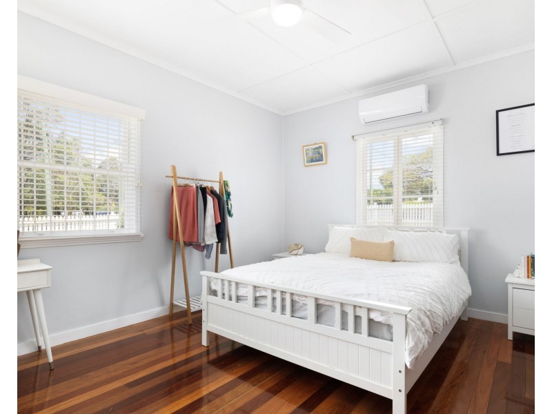 8 Holberton Street, Zillmere QLD 4034