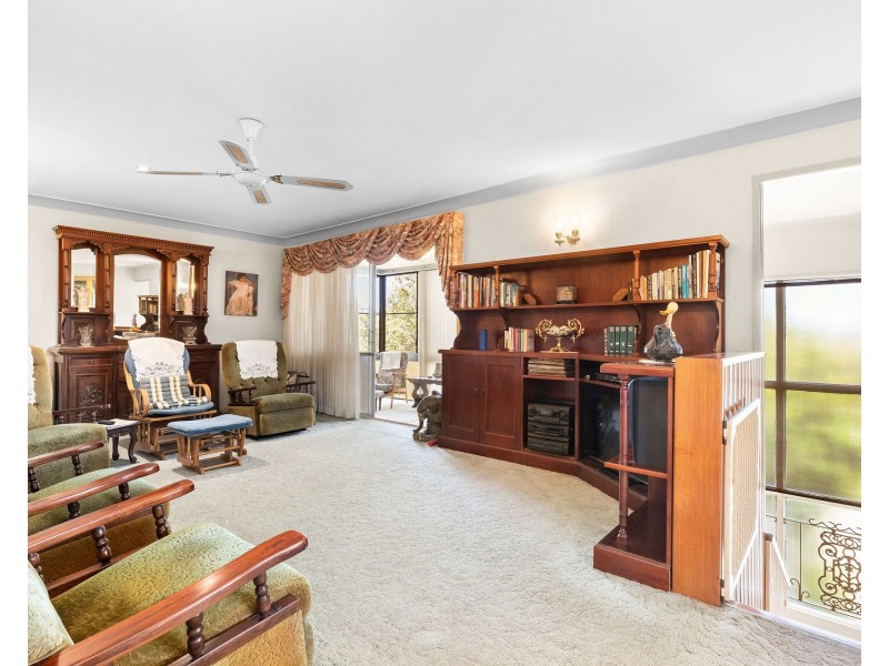 2 Geraldine Street, Wavell Heights QLD 4012