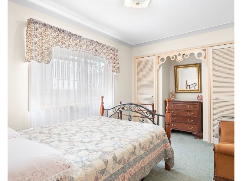 2 Geraldine Street, Wavell Heights QLD 4012