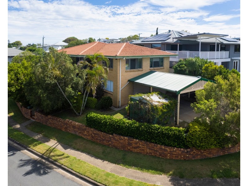 2 Geraldine Street, Wavell Heights QLD 4012