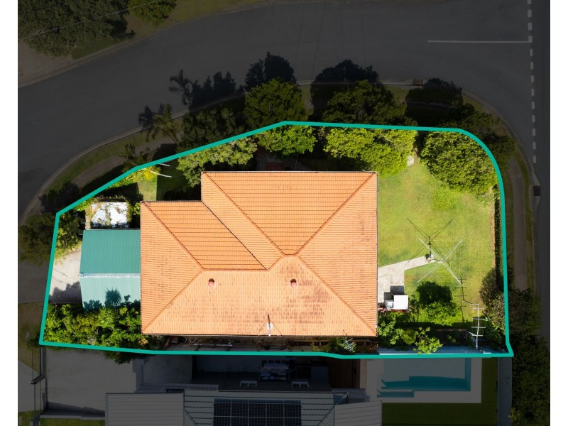 2 Geraldine Street, Wavell Heights QLD 4012