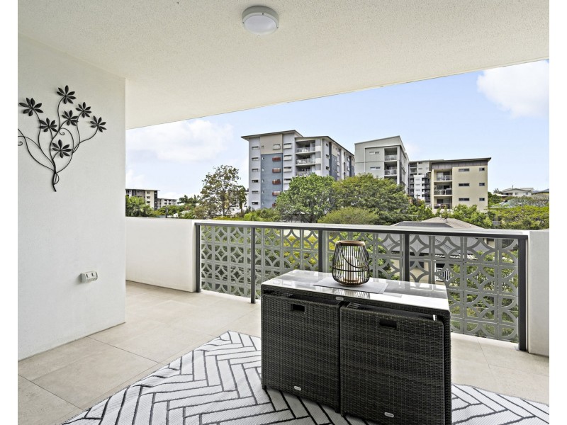 306/16 Curwen Terrace, Chermside QLD 4032