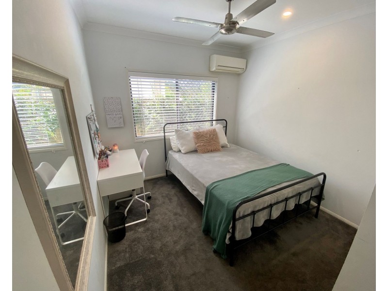 129 Baskerville Street, Brighton QLD 4017