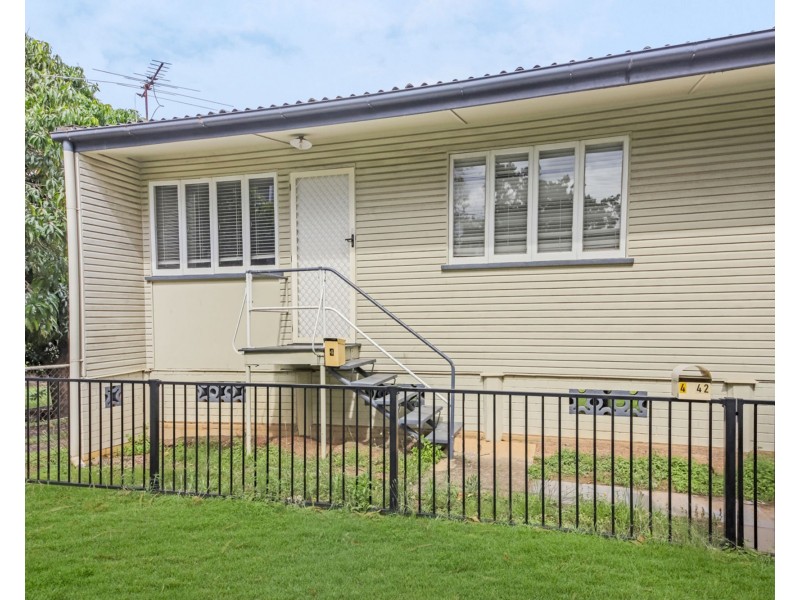 4/42 Thomas Street, Chermside QLD 4032