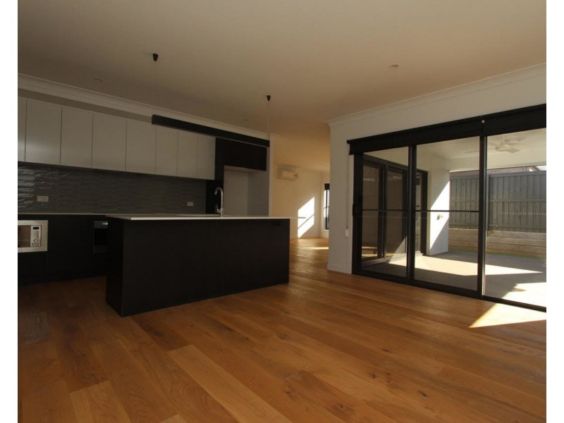 14 Pelion Street, Bridgeman Downs QLD 4035