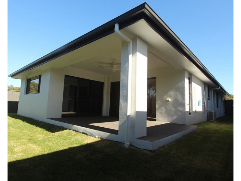 14 Pelion Street, Bridgeman Downs QLD 4035