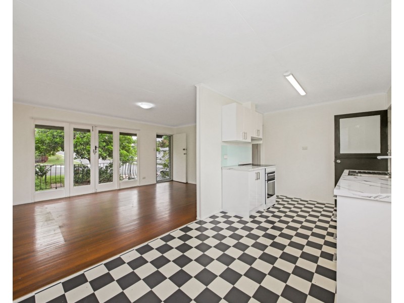 60 Bray Road, Lawnton QLD 4501