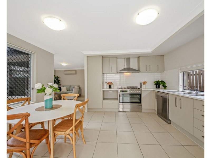 15 Katherine Street, Fitzgibbon QLD 4018