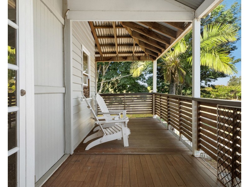 27 Palmer Parade, Strathpine QLD 4500