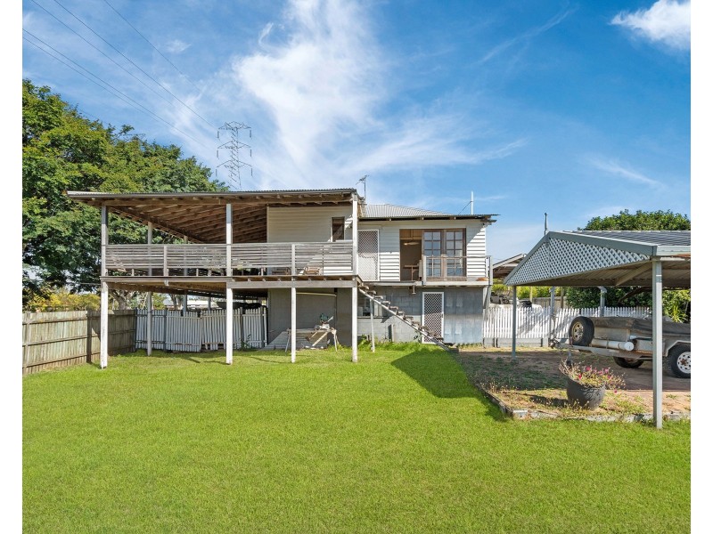 27 Palmer Parade, Strathpine QLD 4500