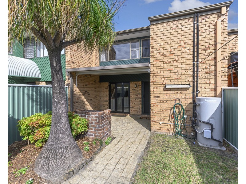 4/26 Dixon Street, Strathpine QLD 4500