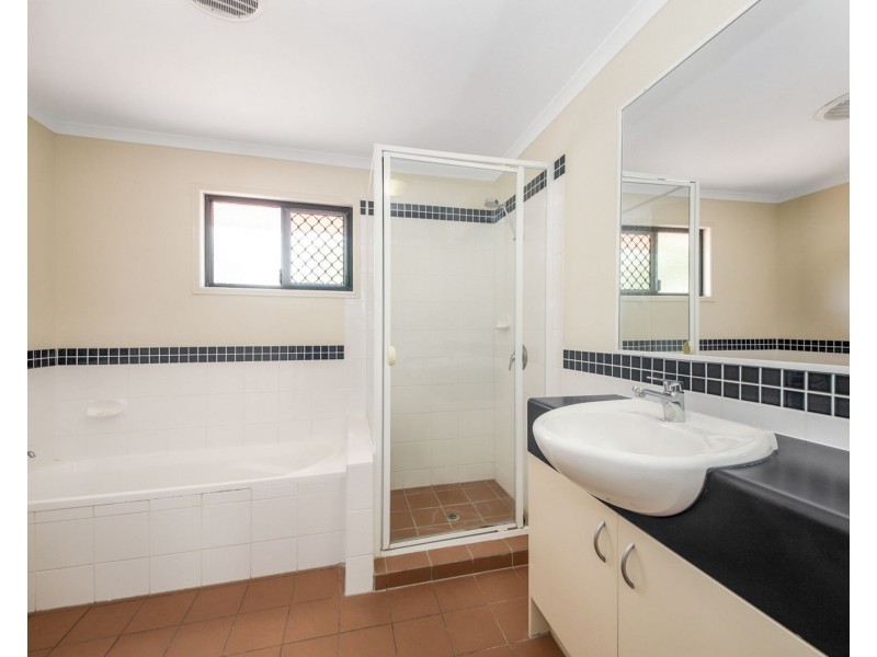 9 Indigo Crescent, Mitchelton QLD 4053