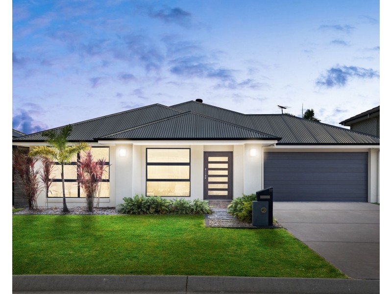 17 Hinton Crescent, Mango Hill QLD 4509