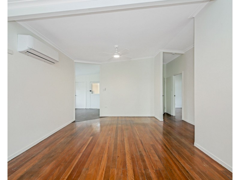 21 Hall Street, Chermside QLD 4032