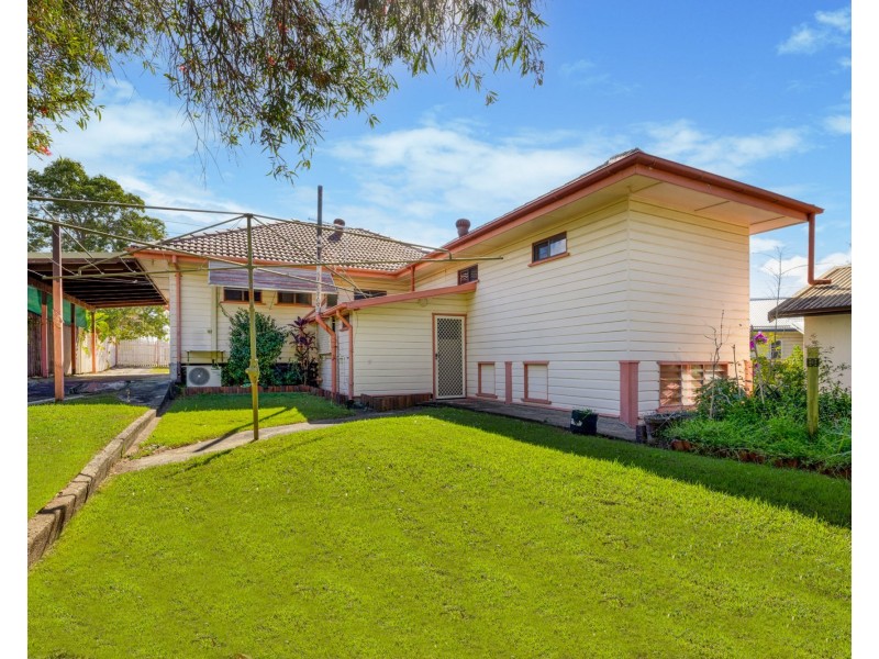 17 Gordon Street, Brighton QLD 4017